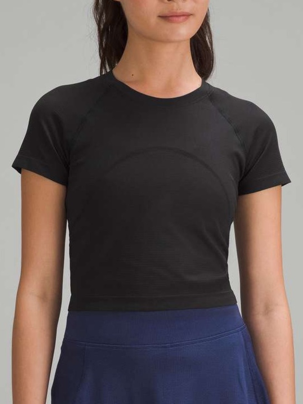 Lululemon Swiftly Tech Cropped Short-Sleeve Shirt 2.0 in Black Size 10